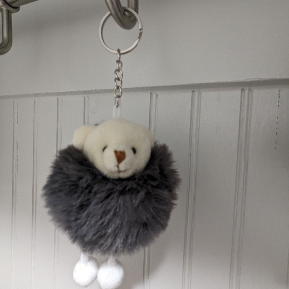 Keychain - Picture 3 of 4